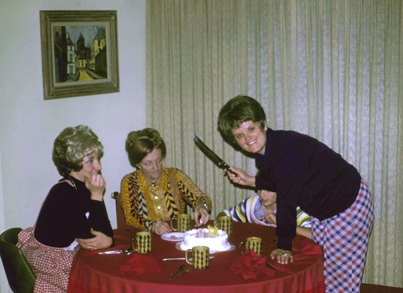 ../Images/Diana with Knife and Cake ca 1970.jpg